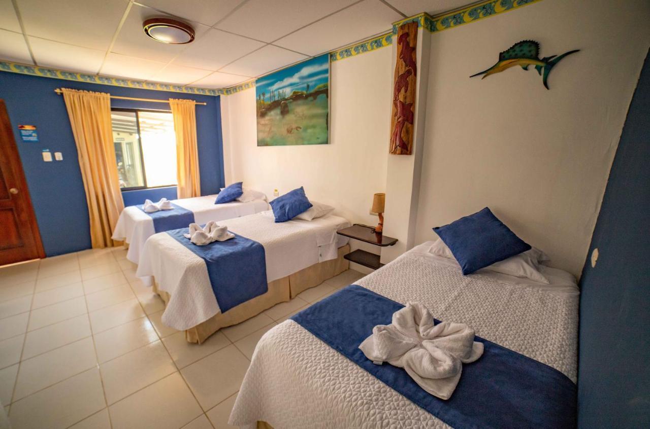 Hostal Gladismar Puerto Villamil Exterior foto