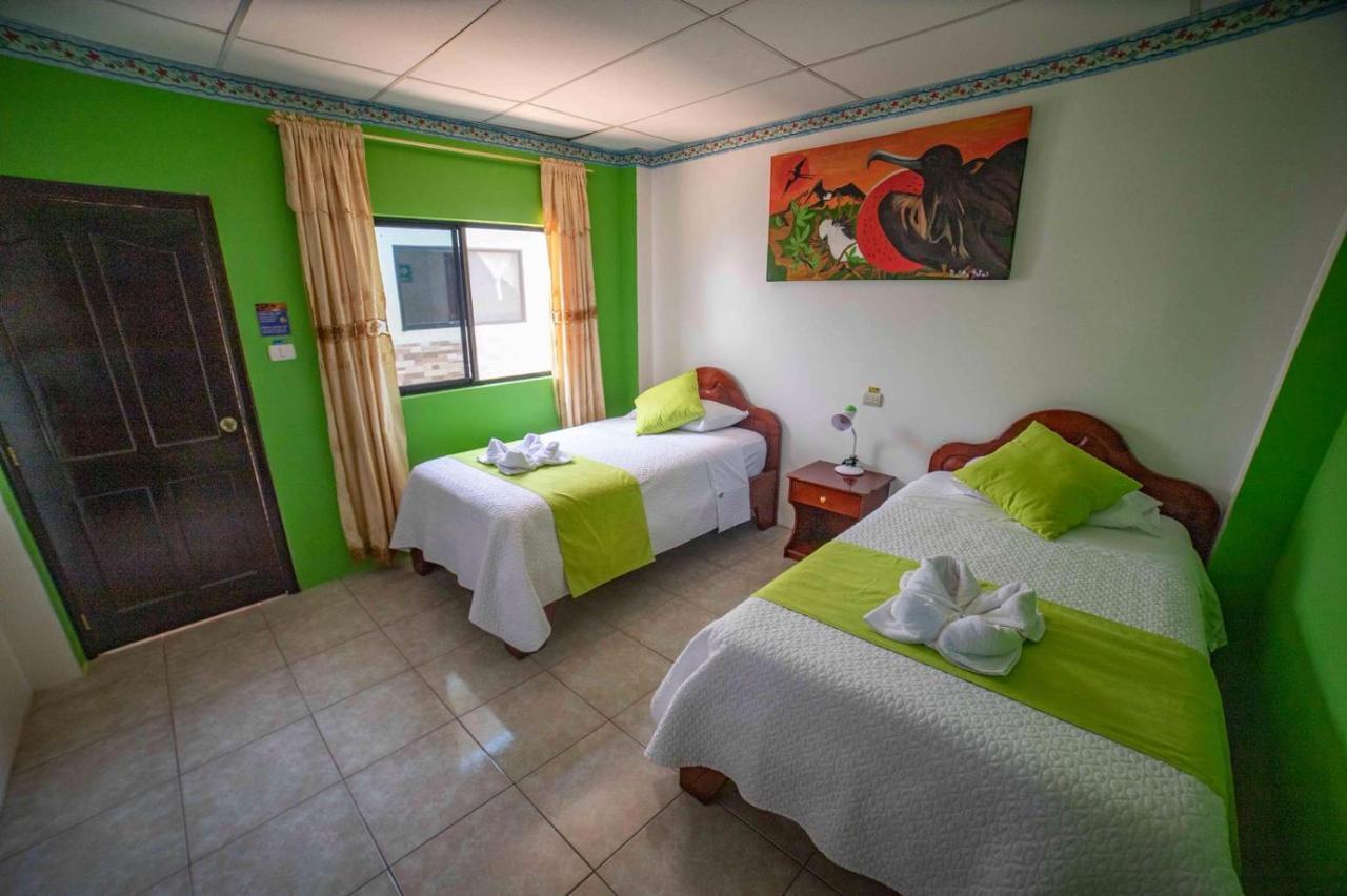 Hostal Gladismar Puerto Villamil Quarto foto